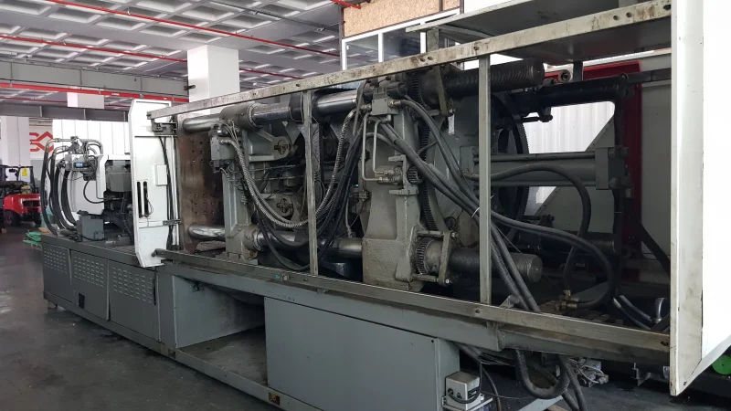 SERVO BOLE 380 TON PLASTİK ENJEKSİYON MAKİNESİ